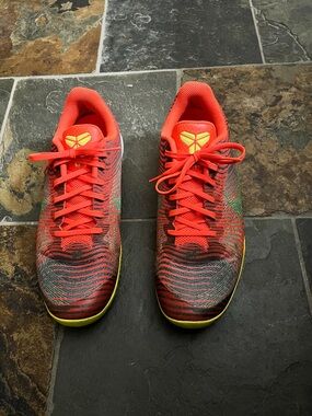 Nike Kobe Mentality 2 Total Crimson Sneakers Size 12